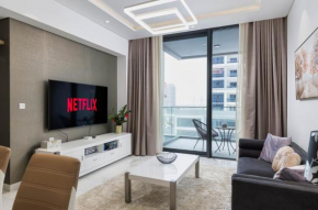VayK - Spacious 2 BD Near Park and Mall in Dubai Hills